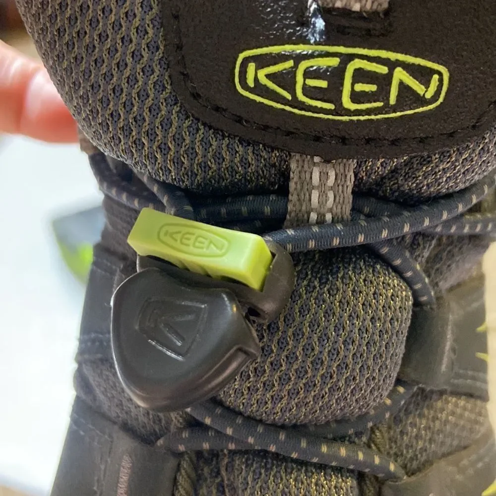 Keen Waterproof Hiking Boots Youth Shoes Size 6 US